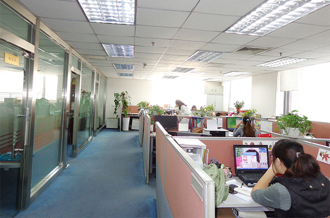 中电合创员工办公环境